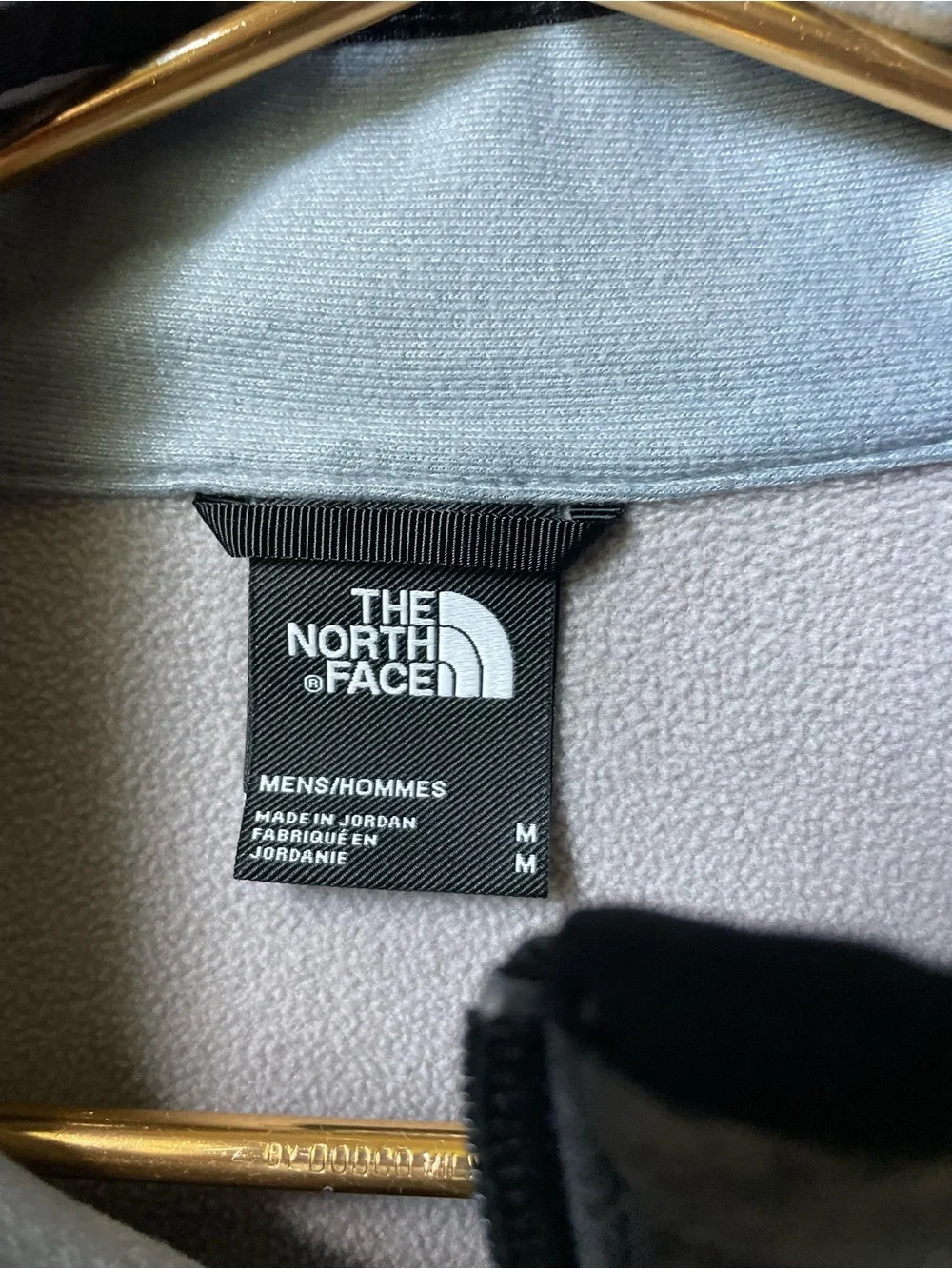 The North Face men's medium gray long sleeve pullover